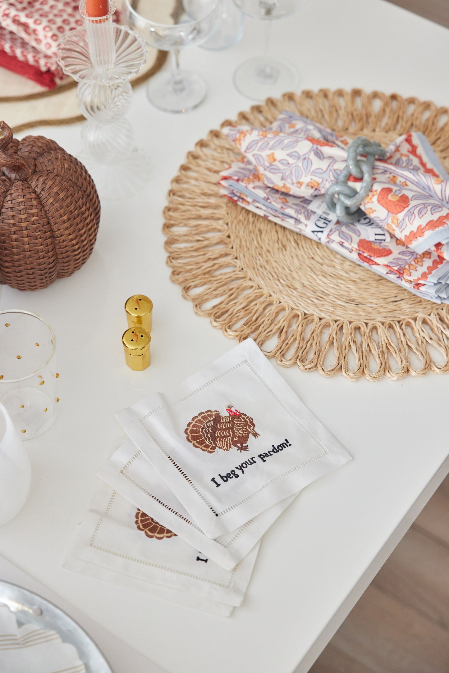 Gold Salt & Pepper Shaker Set