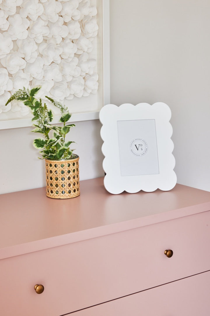 Addison Ross Scalloped Picture Frame